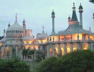 Brightonas – ne vien nudistų ir gėjų kurortas