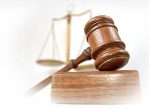 Neteisėti atleidimai iš darbo ir Darbo tribunolas