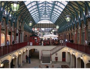 Londono traukos centras – vienuolių daržas (Covent Garden)