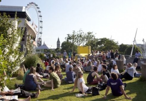 Į festivalį kartu su kaimynais - „Neighbourhood Festival 2013“