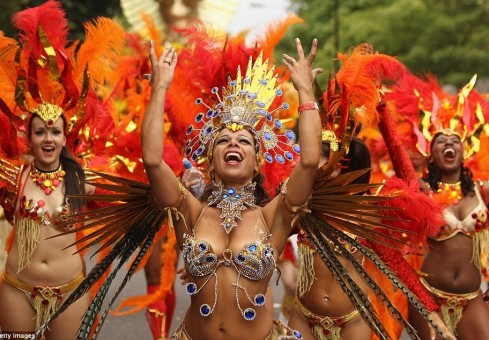 Pajusk Karibų karštį Notting Hillo karnavale