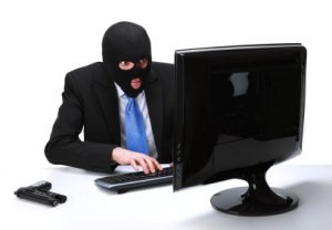 Kvalifikuoto darbo Anglijoje ieškančiųjų tyko interneto sukčiai