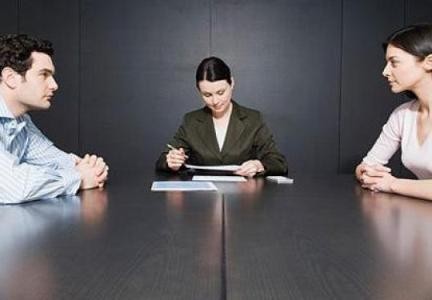 Skyrybos.lt: Per dešimt veiklos metų – keli šimtai sklandžiai išskirtų porų