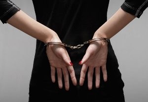 Kova su pašalpų vagimis Anglijoje: kas gresia nesąžiningiems? 