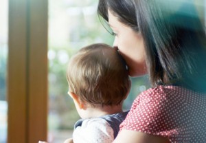 Indo palikta Anglijos lietuvė: „Jis sūnumi domisi tik dėl vizos“