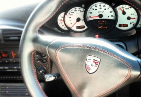 Prabangių automobilių vairuotojas [skaitytojo istorija]