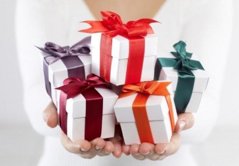 Išrinktos gražiausios D. Britanijos lietuvių eglutės [laimėtojams - prizai!] [papildyta]