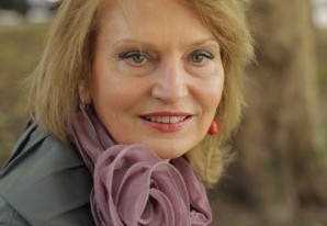 Anglijos lietuviai naudą peša ir iš žmonų mušimo