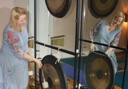 Londono lietuvė kviečia į garsų terapijos seansą