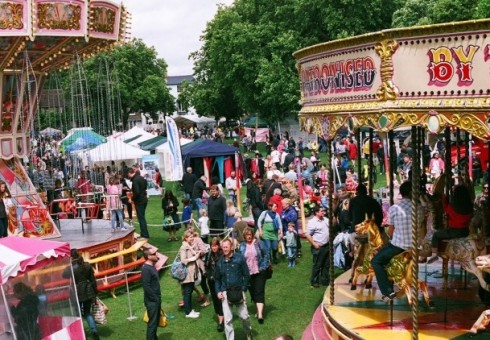 Pramogaukite su šeima vasaros šventėje!