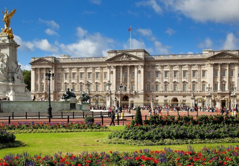 Pamatykite, kaip gyvena karalienė!