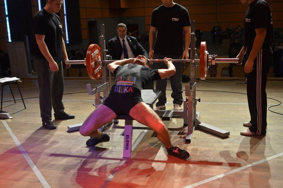 Pasaulio sunkiosios atletikos rekordininkas karjerą pradėjo neiškeldamas net tuščio grifo