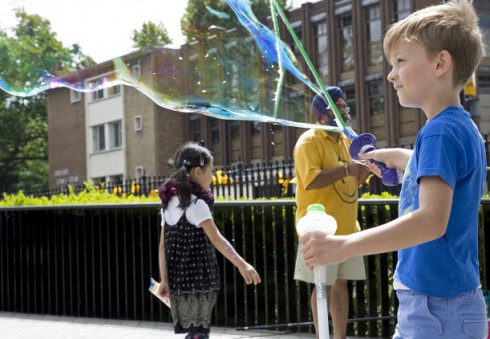Vaikystės muziejus Londone primins, ką reiškia būti vaiku!
