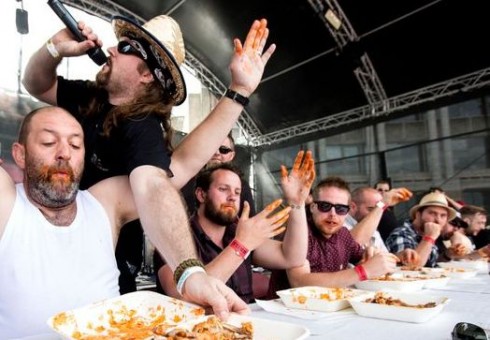 Grillstock festivalis net ir vegetarus privers pamilti mėsą