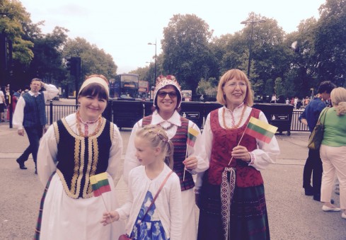 Baltijos kelio minėjimas Londone [skaitytojos FOTO]