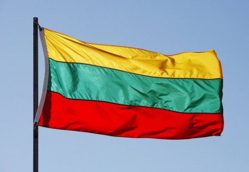 Lietuvį reikia mušti. Ir anglą. Ir pabėgėlį. [nuomonė]