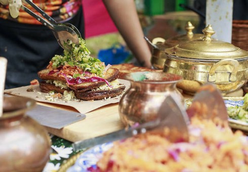 Tottenhamo turguje – nesibaigiantis maistas ir neišsemiamos pramogos