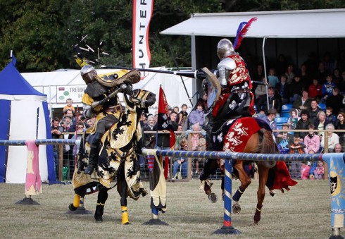 Wimbledono kaimo mugėje – viduramžių riteriai ir kitos pramogos