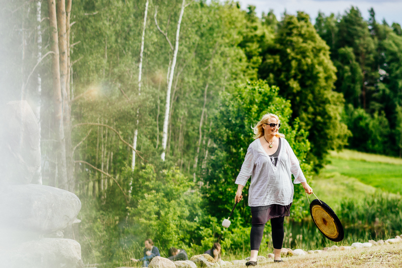 Anglijos lietuvė kviečia į gongų maudynes