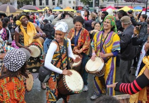 Londone bus karšta lyg Afrikoje!