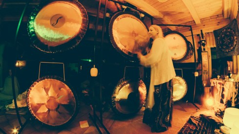 Anglijos lietuviai kviečiami į dar vienas „Gongų maudynes“