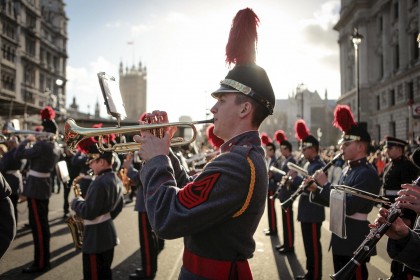 Dalyvaukite naujametiniame Londono parade