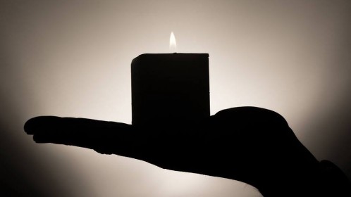 Vilties savaitgalis Britanijoje: žvakė už kiekvieną mūsų vaiką