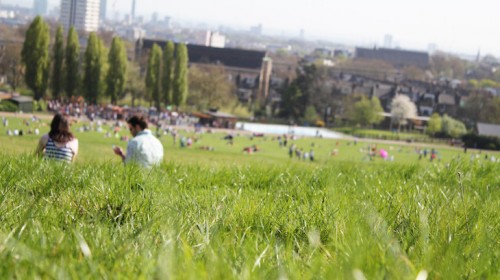 Norite pasigrožėti pražystančiu Londonu? Užsukite į Hampstead Heath