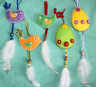 Vakarų Sussexe – velykinių dekoracijų dirbtuvės ir Gongų maudynės