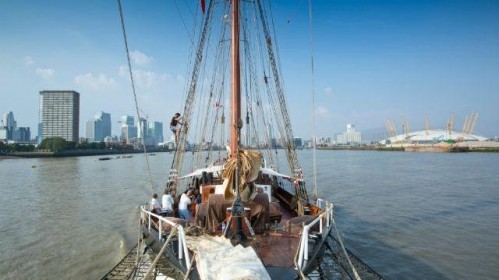 Londoną savo burėmis uždengs burlaivių festivalis