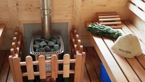 Anglijos lietuvių jau laukia jurta (veltinio pirtis), sauna ir kitos sveikos pramogos