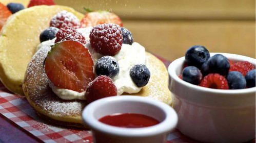 Nepriklausomybės dienos proga – nemokami amerikietiški pusryčiai