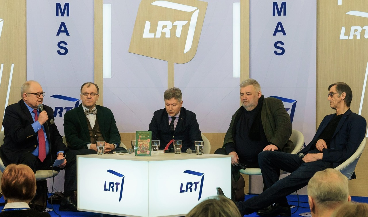 Šiuolaikinės Lietuvos valstybės 100-mečiui skirta knyga