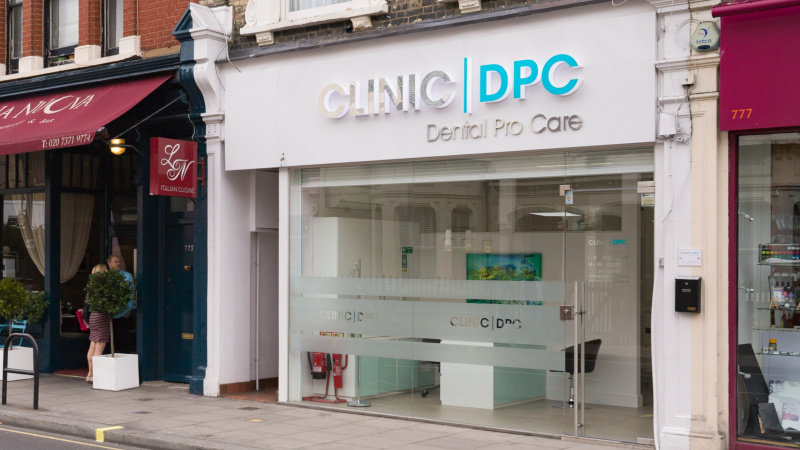 Unikalus dantų gydymo metodas jau prieinamas ir JK lietuviams