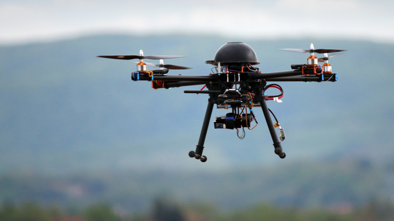 JK policija įtaria, kad dronų chaosą Gatwicko oro uoste sukėlė nepatenkintas buvęs darbuotojas