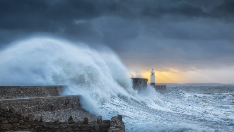 Šį savaitgalį JK smogs „gyvybei pavojinga“ audra „Freya“