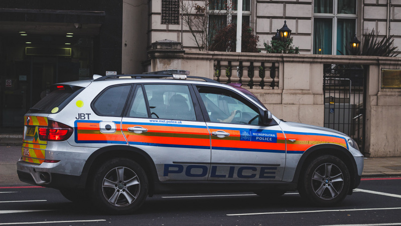 Trijose Londono vietose rasti vokai su sprogmenimis