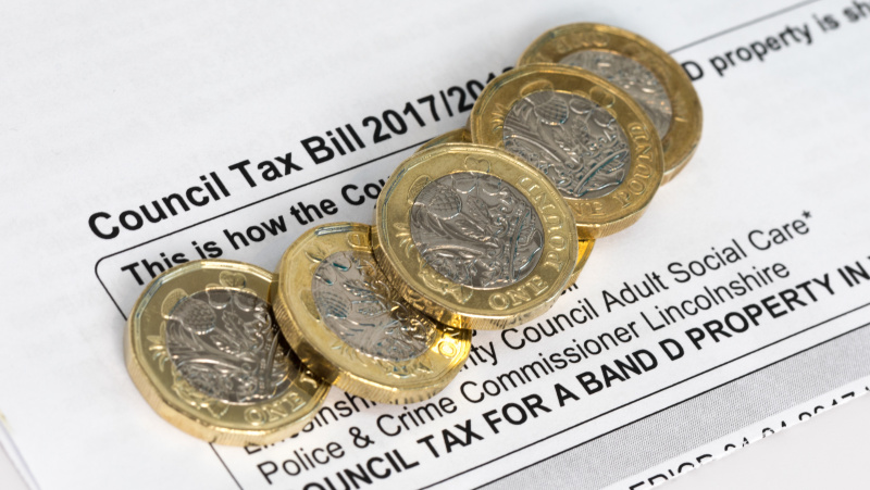 Paaiškino, kas gali kreiptis dėl „konsulinio“ mokesčio kompensacijos JK