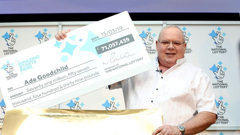 „EuroMillions“ aukso puodą laimėjęs britas: „Tikrai nesakysiu, kad manęs tai nepakeis“