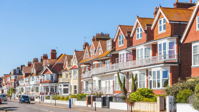 Vis daugiau jaunų žmonių iš JK miestų kraustosi gyventi į regionus