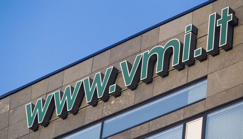 VMI įspėja tautiečius užsienyje: prašymams užpildyti liko savaitė