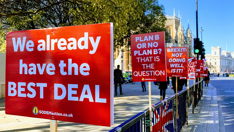 ES sutiko atidėti „Brexit“ ilgesniam laikui  