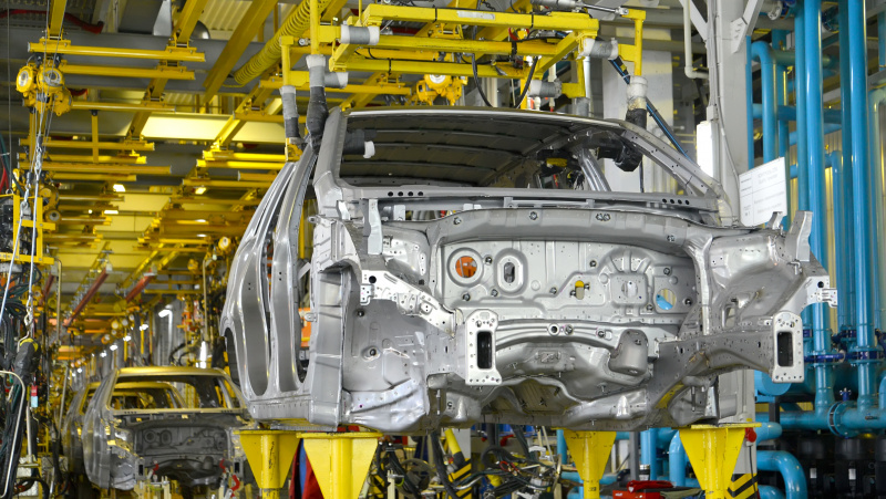 Dėl „Brexit“ automobilių gamyba JK smuko 45 proc.