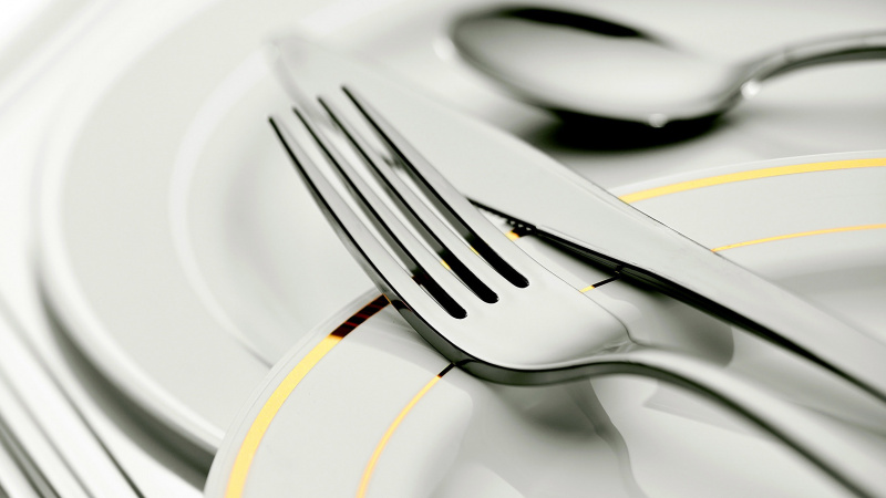 Stalą karališkai vakarienei personalas dengė net tris dienas