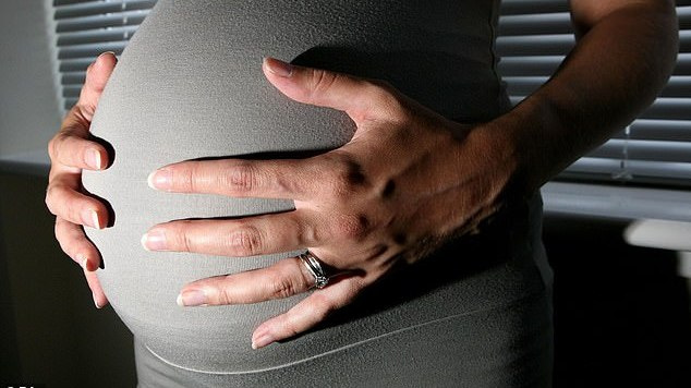 JK į miltus bus dedama folio rūgšties siekiant išvengti kūdikių apsigimimų