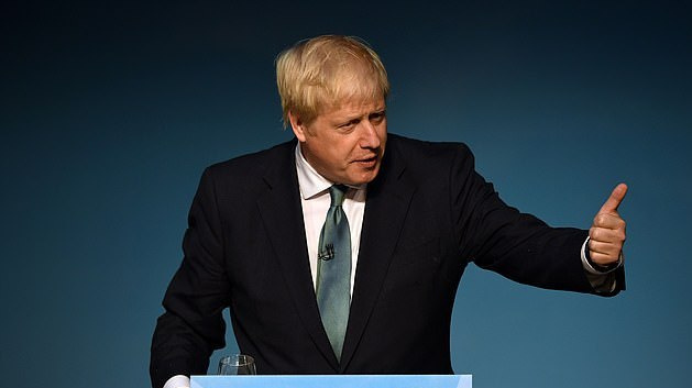 B. Johnonas: noriu, kad imigrantai būtų ir jaustųsi britais