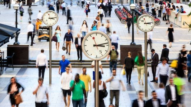 Oficiali statistika: JK tarp etninių grupių daugiausia uždirba kinai