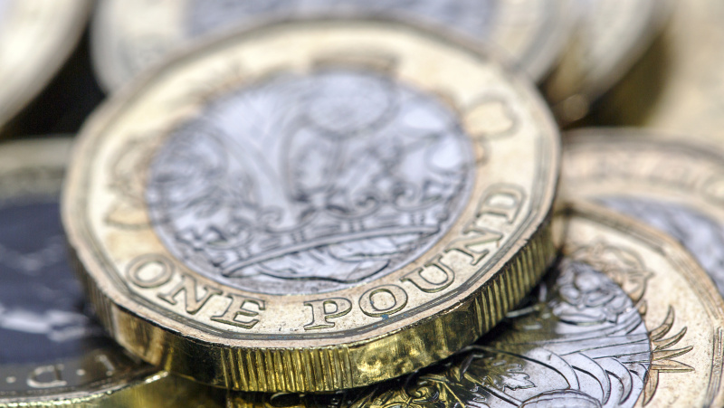 JK ekonomika vėl auga, tačiau nuogąstavimai dėl lėtėjimo nedingo