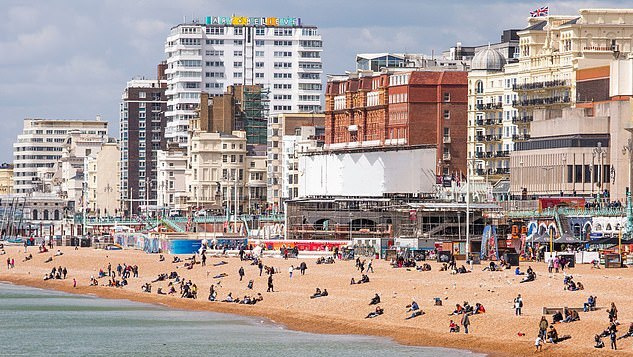 Paskelbti laimingiausi ir nelaimingiausi JK miestai