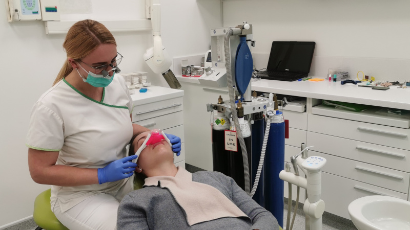 Nuo šiol dantų gydymą sedacijoje taikys ir lietuvių klinika Londone